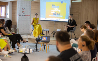 The first public consultative meeting of youth work practitioners was held.